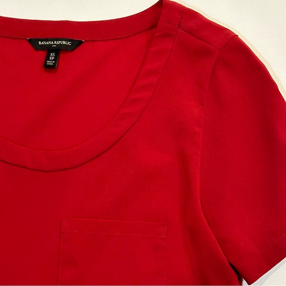 Banana Republic Red Crew Neck Short Sleeve T-Shirt Size Xsmall - Picture 4 of 4
